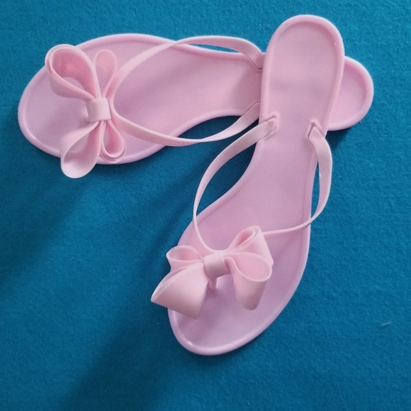 Vintage Shoes - VTG pink jelly sandals with oversized bow